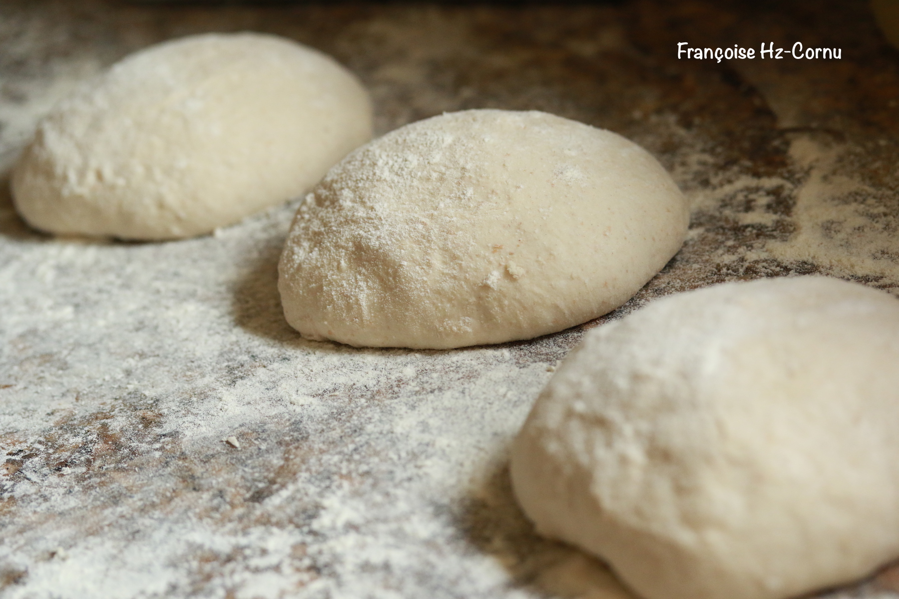 Découper votre pâton en 3 portions