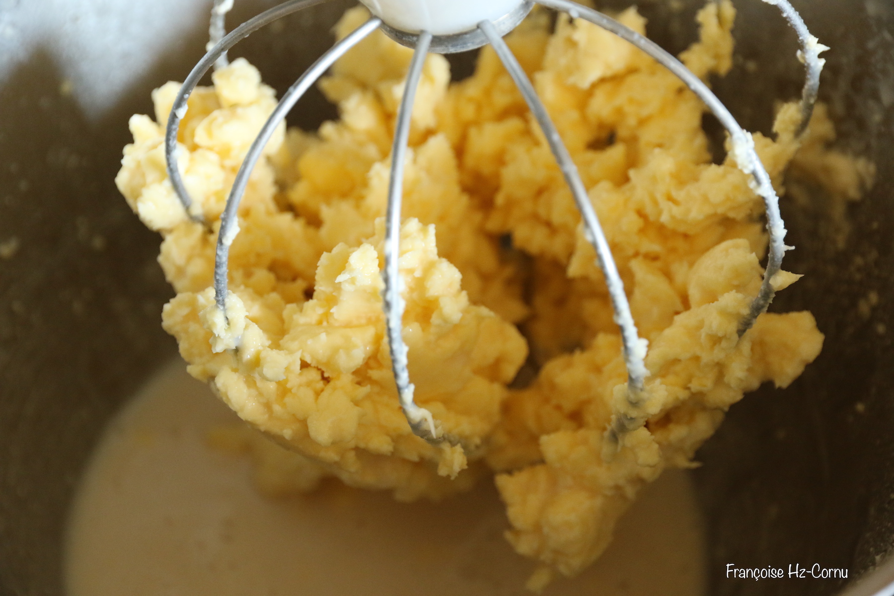 Battage de la crème/transformation en beurre