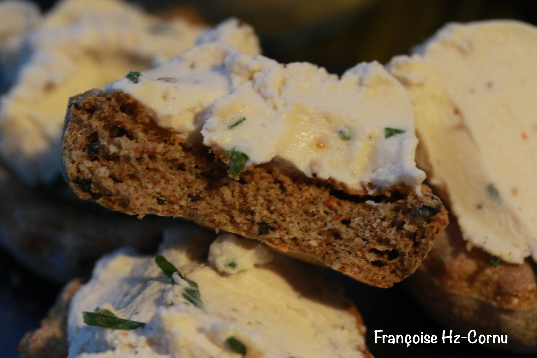 Pour vos apéritifs avec une tartinade aux fines herbes 😋